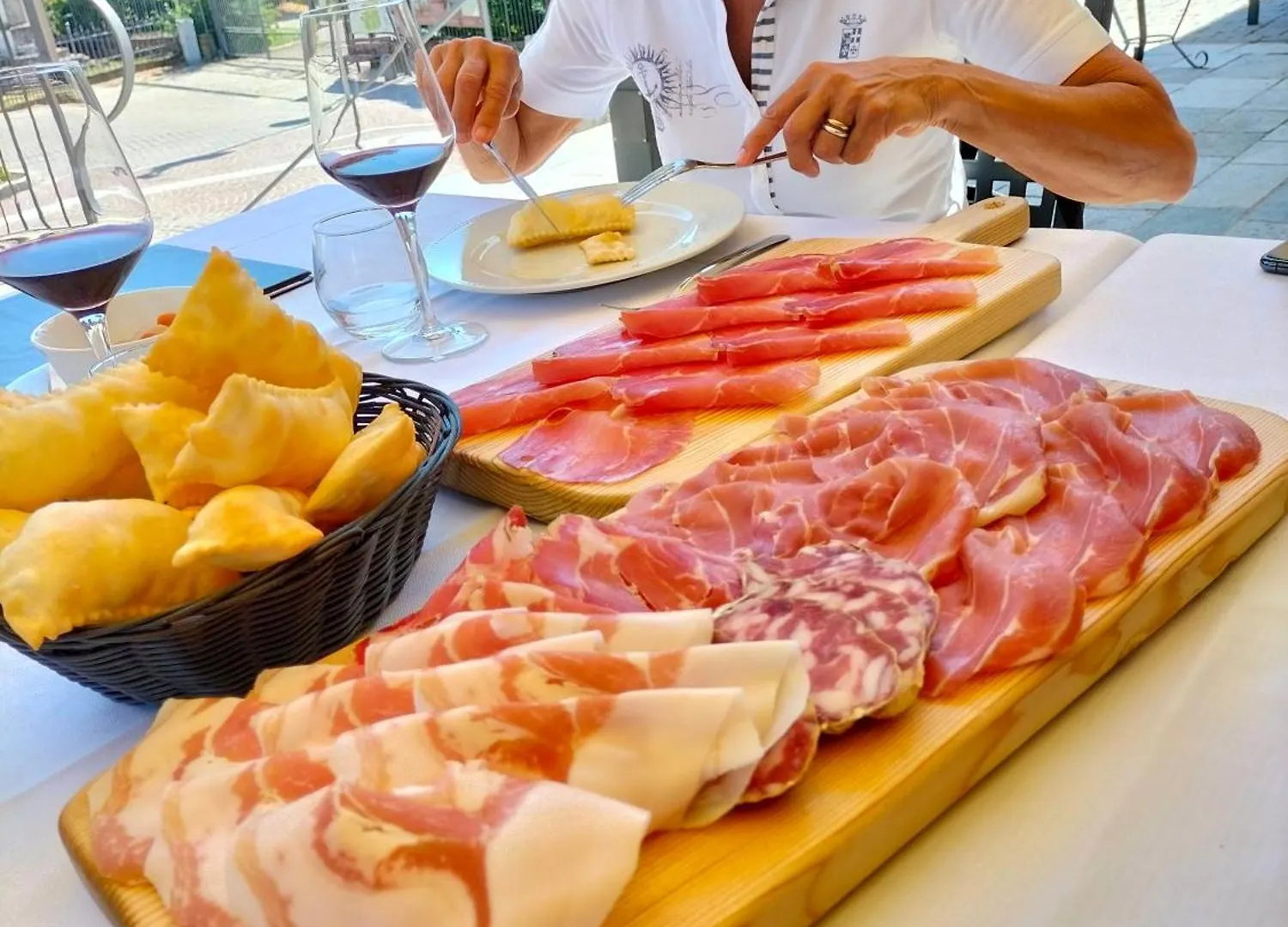 Appartamento App.to Pian del Ronco Pellegrino Parmense 0*,